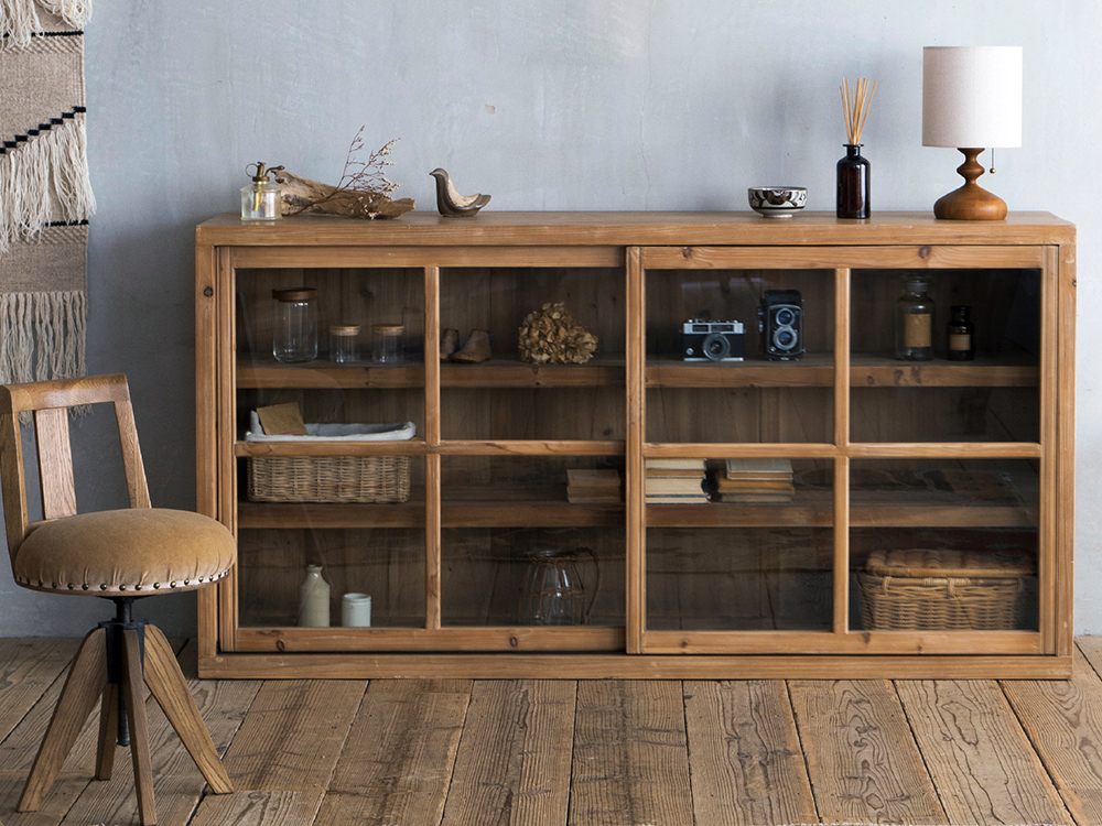 Hachisu ハチス・サイドキャビネット