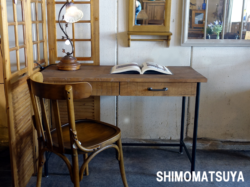 Lan ラン・デスク